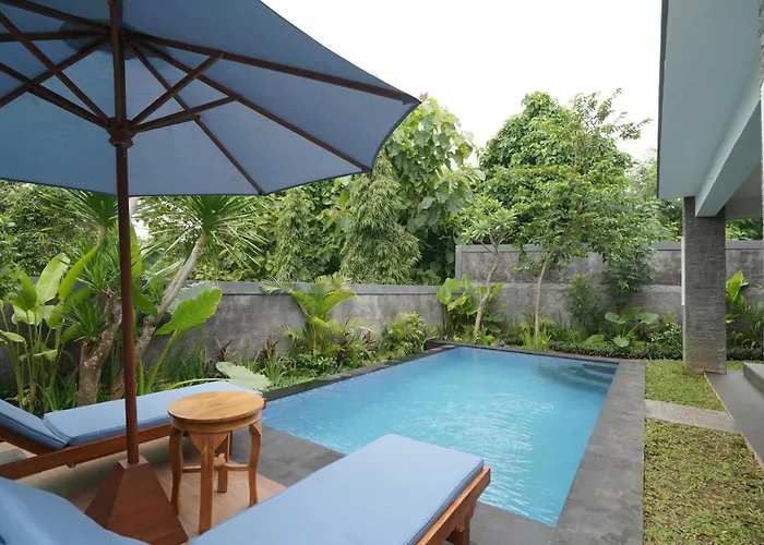 The Manja & Retreat Lovina 3* Pabean Buleleng