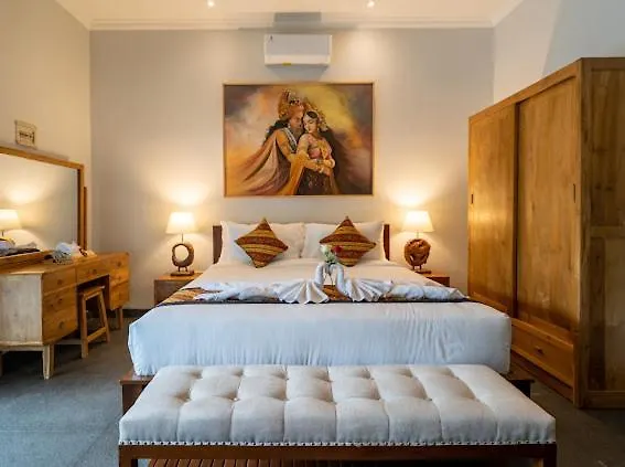 The Manja & Retreat Lovina Hotel